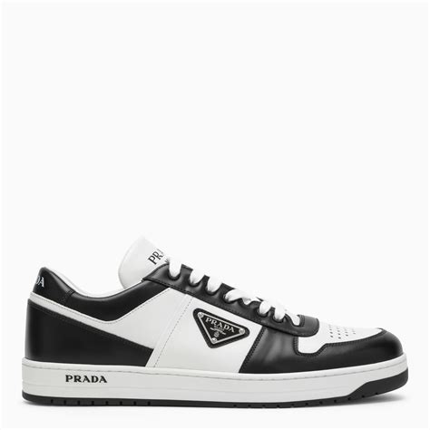 paire basse prada|Prada .